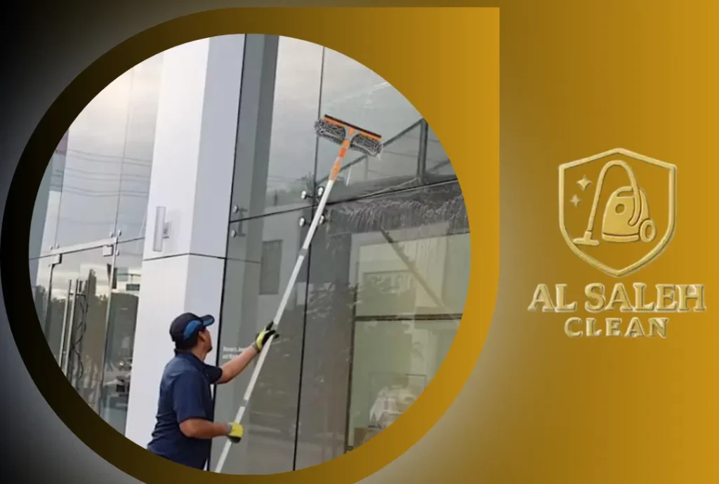 تنظيف الزجاج الخارجي في دبي