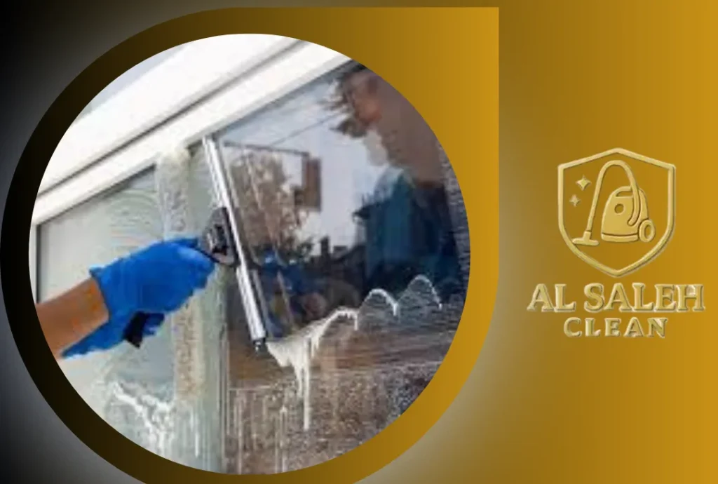 تنظيف الزجاج الخارجي في دبي